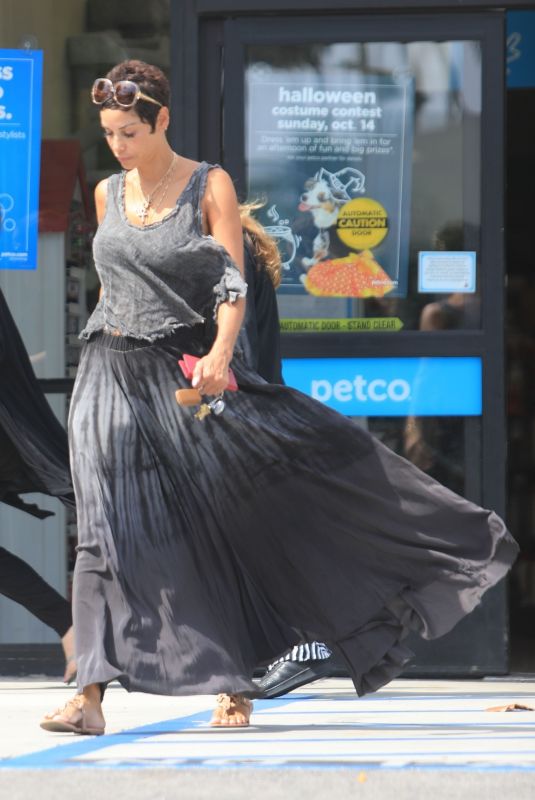 NICOLE MURPHY Out and About in West Hollywood 08/20/2018
