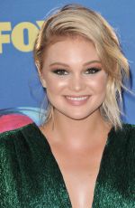 OLIVIA HOLT at 2018 Teen Choice Awards in Beverly Hills 08/12/2018