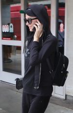 PARIS HILTON at Los Angeles International Airport 08/21/2018