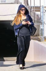 PARIS HILTON Out and About in Beverly Hills 08/25/2018