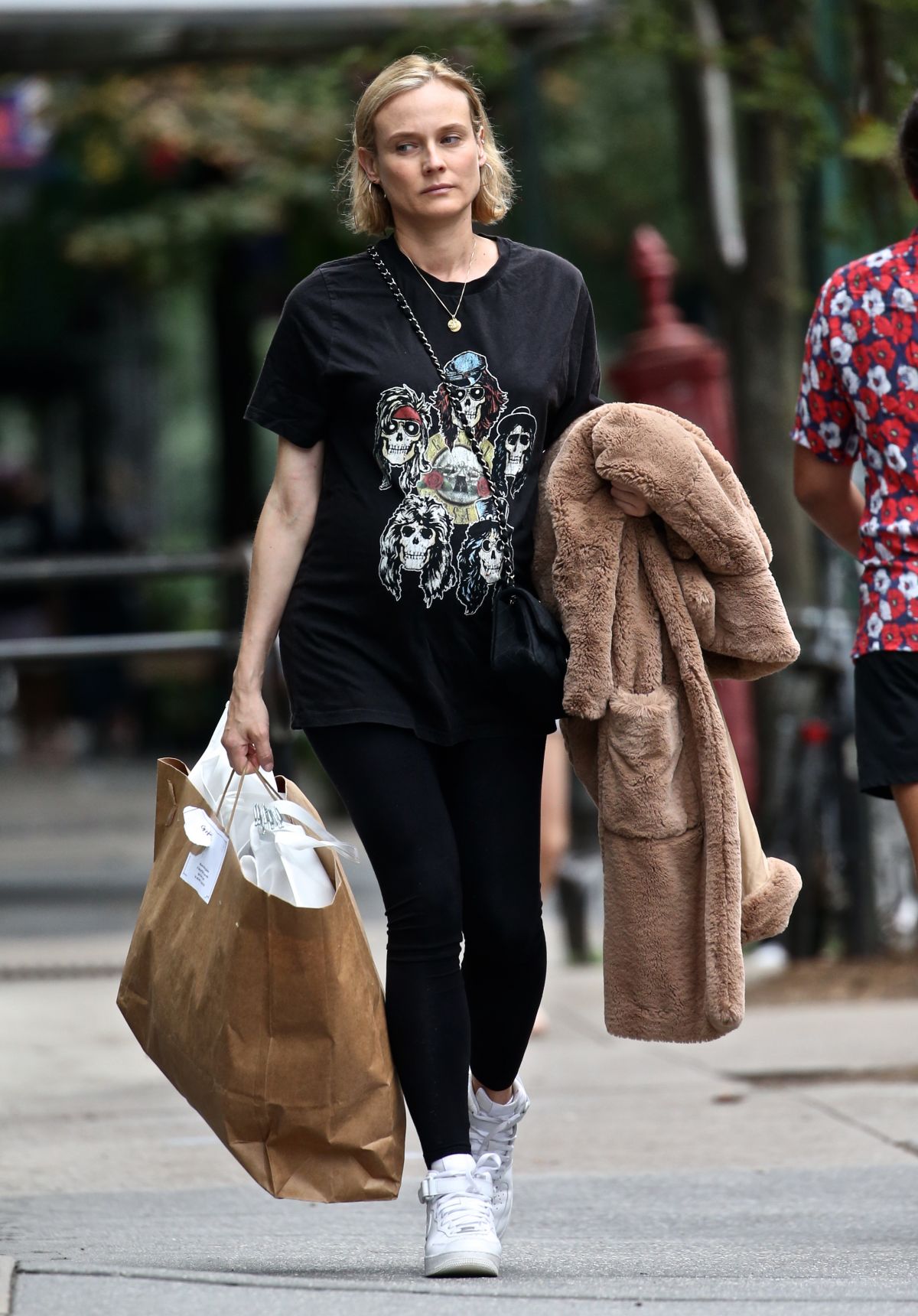 Pregnant DIANE KRUGER Out Shopping in New York 08/21/2018 – HawtCelebs