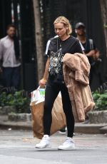 Pregnant DIANE KRUGER Out Shopping in New York 08/21/2018