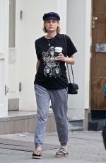 Pregnant DIANE KRUGER Out Shopping in New York 08/21/2018