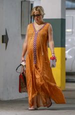 Pregnant KATE HUDSON Out Shopping in Santa Monica 08/10/2018