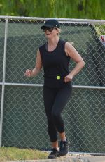 REESE WITHERSPOON Out Jogging in Los Angeles 08/11/2018