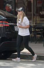 SARAH MICHELLE GELLAR Arrives at a Gym in Los Angeles 08/27/2018