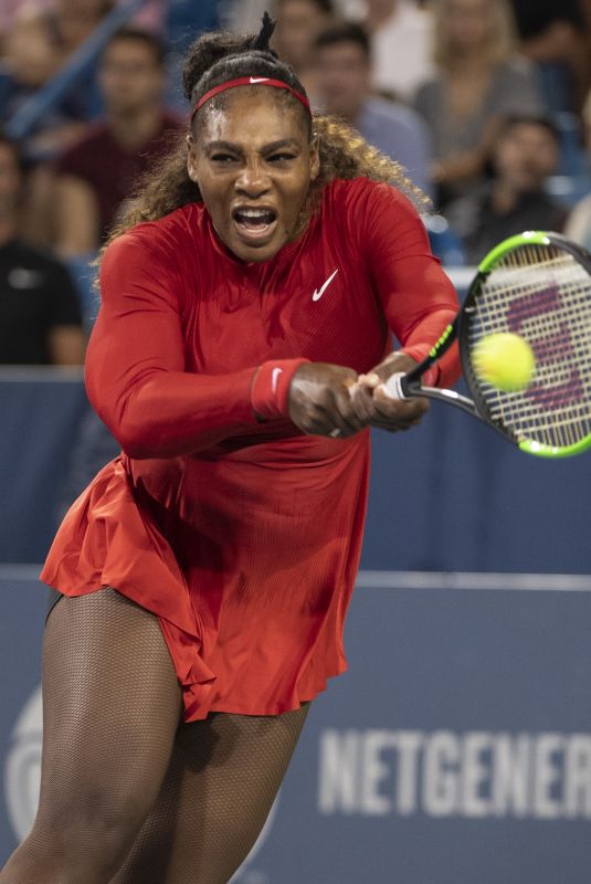 SERENA WILLIAMS at Western & Southern Open at Lindner Family Tennis Center in Mason 08/14/2018