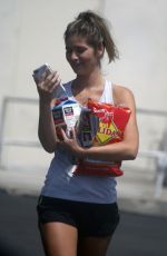 SHAUNA SEXTON Leaves a Supermarket in Los Angeles 08/25/2018