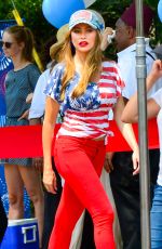 SOFIA VERGARA on the Set of Modern Family in Los Angeles 08/09/2018