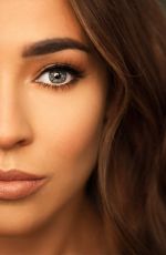 STEPHANIE DAVIS for Her New Eyelashes with JYY Llondon, August 2018