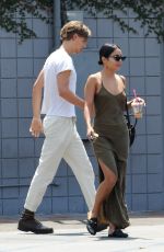 VANESSA HUDGENS and Austin Butler Out for Breakfast in Burbank 08/17/2018
