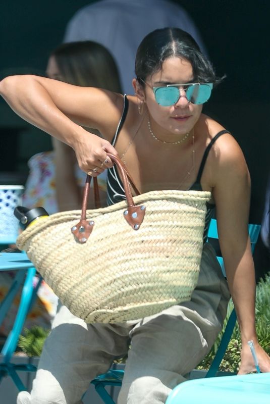 VANESSA HUDGENS at Backyard Bowls in Los Angeles 08/15/2018