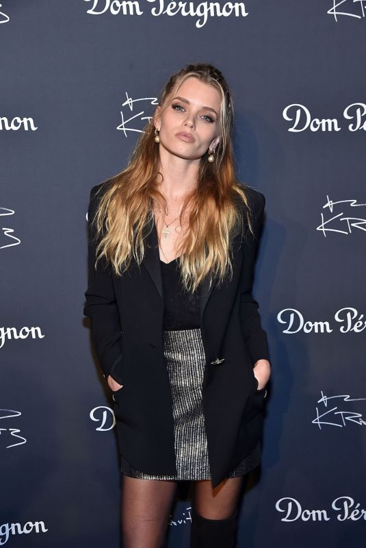 ABBEY LEE KERSHAW at Dom Perignon & Lenny Kravitz: Assemblage Exhibition in New York 09/28/2018