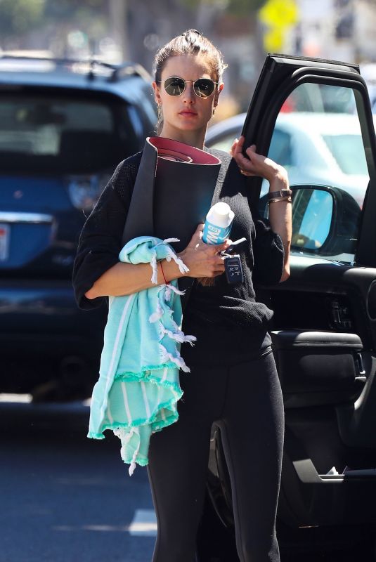 ALESSANDRA AMABROSIO Leaves Pilates Class in Santa Monica 09/17/2018