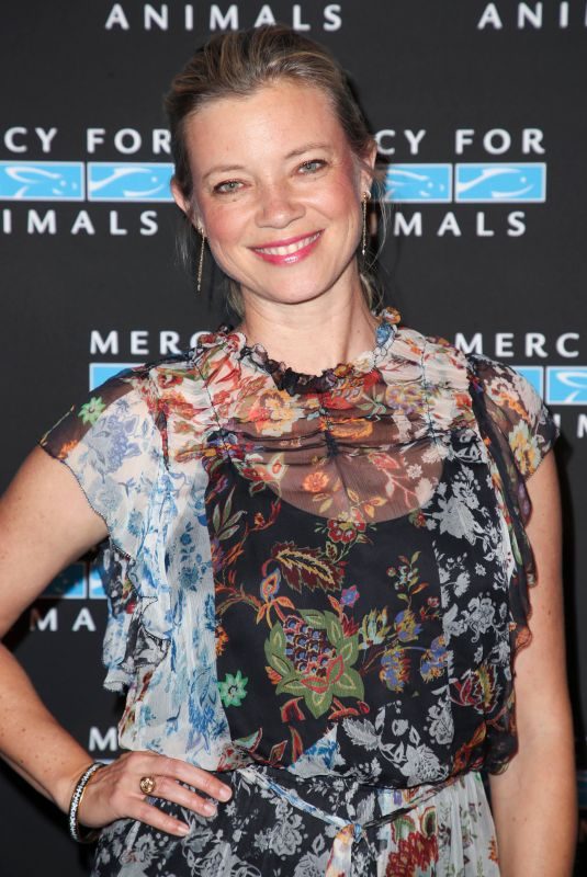 AMY SMART at Mercy for Animals Gala in Los Angeles 09/15/2018