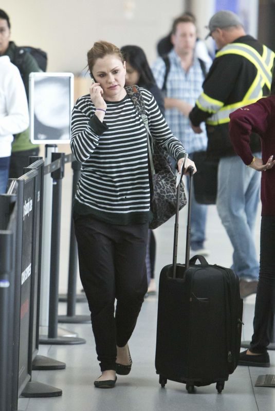 ANNA PAQUIN at Airport in Toronto 09/10/2018