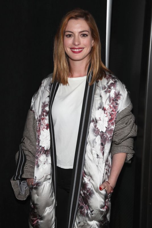 ANNE HATHAWAY at Bosideng Show at New York Fashion Week 09/11/2018