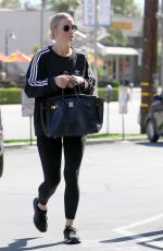 ASHLEE SIMPSON Leaves a Gym in Los Angeles 09/17/2018
