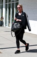 ASHLEE SIMPSON Leaves Tracy Anderson Gym in Studio City 09/26/2018