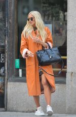 ASHLEE SIMPSON Out in New York 09/04/2018