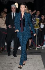 BLAKE LIVELY Leaves Hotel Plaza Athenee in Paris 09/18/2018