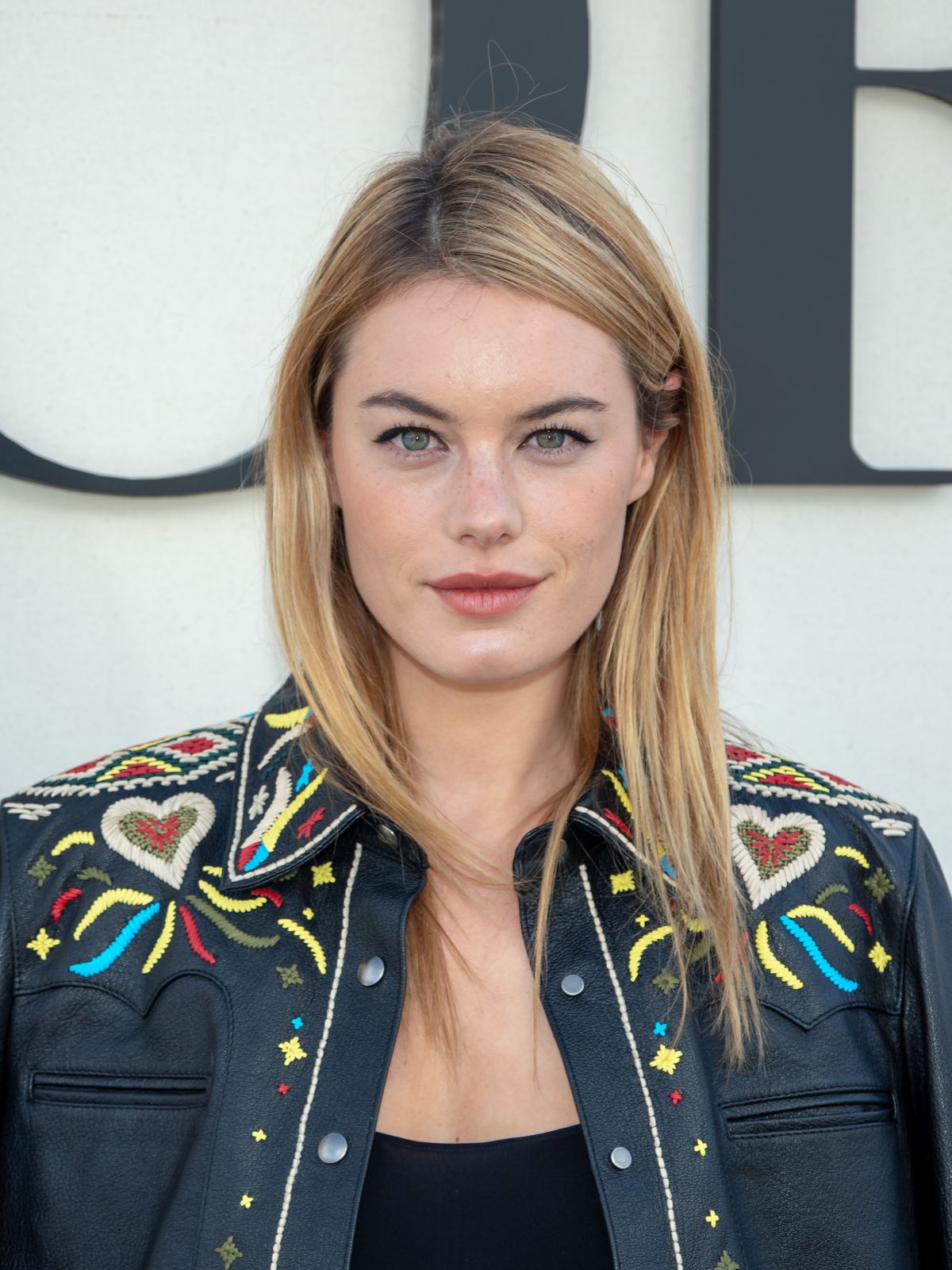 [Image: camille-rowe-at-christian-dior-show-at-p...2018-0.jpg]