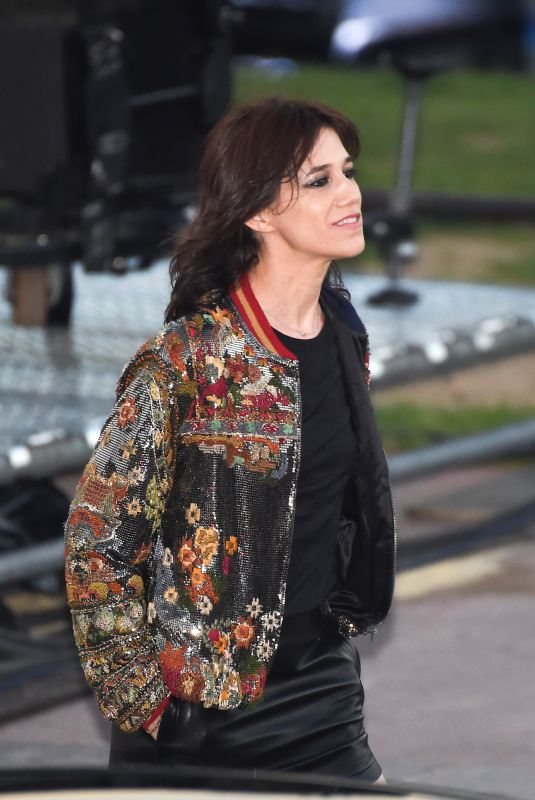 CHARLOTTE GAINSBOURG at Saint Laurent Show at Paris Fashion Week 09/25/2018