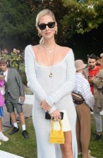 CHIARA FERRAGNI at Jacquemus Fashion Show at PFW in Paris 09/24/2018