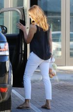 CINDY CRAWFORD and KAIA GERBER Shopping at Trancas Market in Malibu 09/16/2018