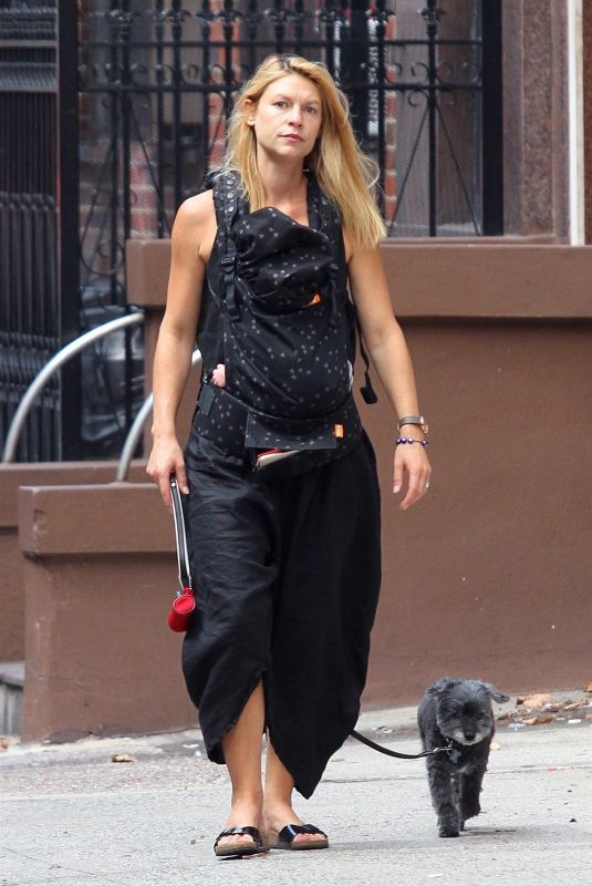 CLAIRE DANES Out with Her Dog in New York 09/05/2018