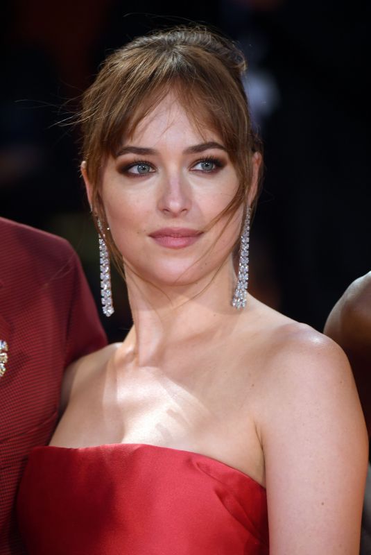 DAKOTA JOHNSON at Suspiria Premiere at Venice Film Festival 09/01/2018