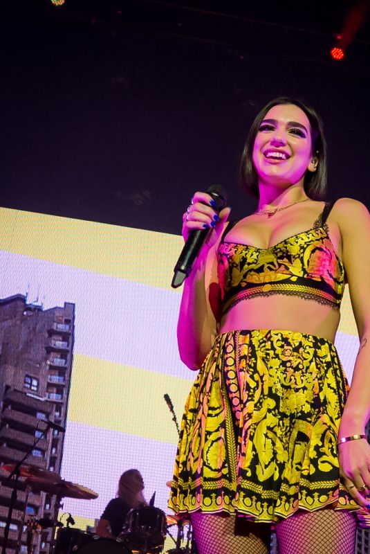 DUA LIPA Performs at Cosmopolitan of Las Vegas 09/27/2018