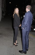 ELIZABETH HURLEY Leaves Lulu