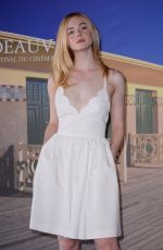ELLE FANNING at Galveston Photocall at Deauville American Film Festival 09/01/2018