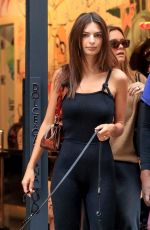 EMILY RATAJKOWS Walks Her Dog Out in New York 09/14/2018