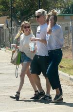 EMMA and JULIA ROBERTS Out in Los Angeles 09/02/2018