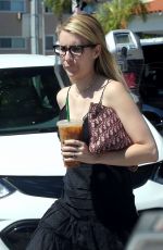 EMMA ROBERTS Leaves a Sarbucks in Brentwood 08/30/2018