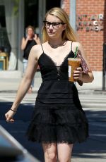 EMMA ROBERTS Leaves a Sarbucks in Brentwood 08/30/2018