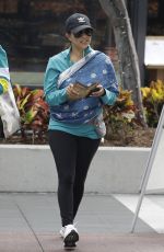 EVA LONGORIA Out at Currumbin Wildlife Sanctuary 09/15/2018