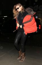 GIGI HADID Arrives at Her Apartment in New York 09/10/2018