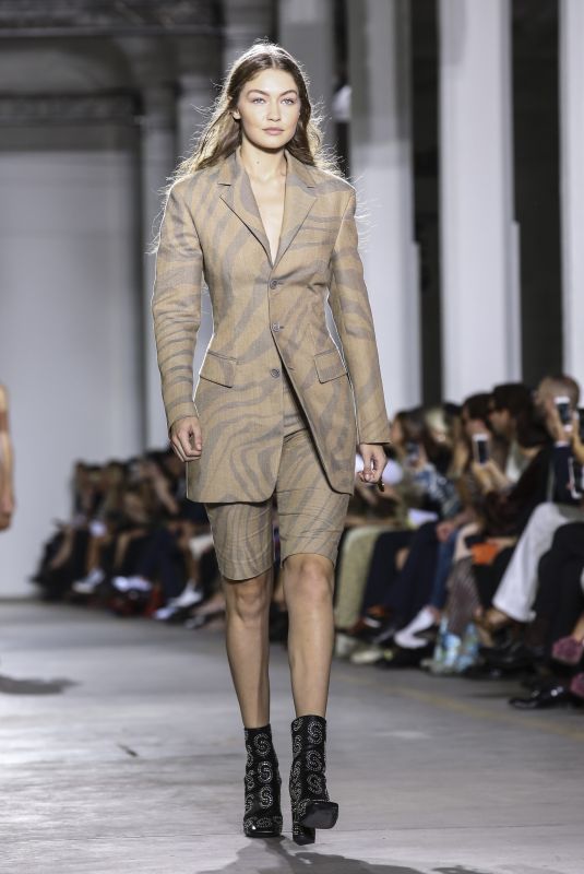 GIGI HADID at Roberto Cavalli Runway Show at MFW in Milan 09/22/2018
