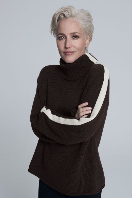 GILLIAN ANDERSON foe Winser London Collection 2018