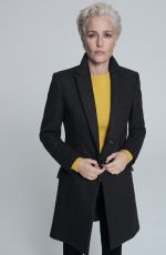 GILLIAN ANDERSON foe Winser London Collection 2018