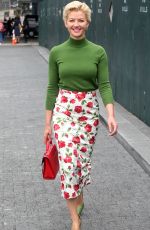 GRETCHEN MOL Out at New York Fashion Week 09/12/2018