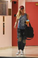 GWEN STEFANI Out in Beverly Hills 09/22/2018