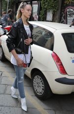 HANNAH FERGUSON Out and About in Milan 09/19/2018