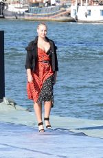 ISKRA LAWRENCE at L