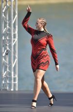 ISKRA LAWRENCE at L
