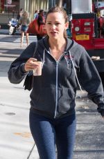 JENNIFER GARNER Heading to a Gym in New York 09/05/2018