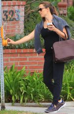 JENNIFER GARNER Out in Santa Monica 09/11/2018